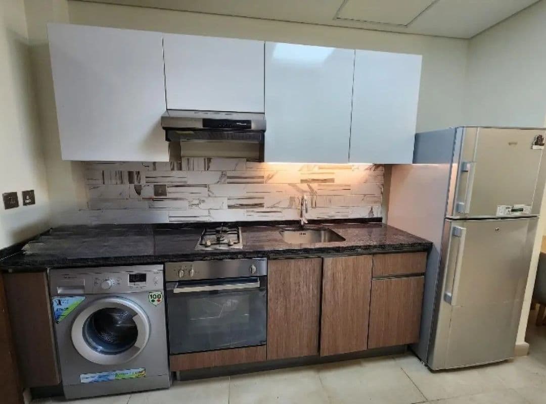 FURNISHED STUDIO | PRIME LOCATION | MODERN DESIGN — view 3