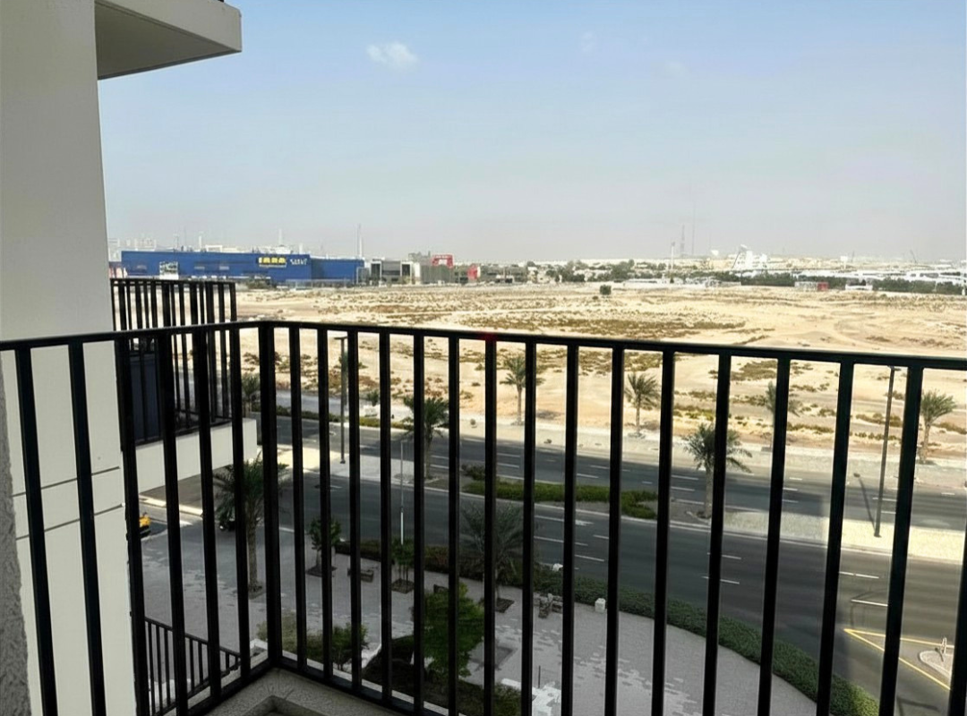 SPACIOUS | FULLY FURNISHED | CLOSE TO METRO — view 5