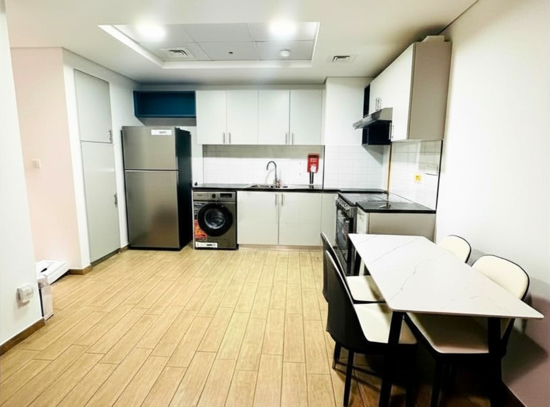 SPACIOUS | FULLY FURNISHED | CLOSE TO METRO — view 4