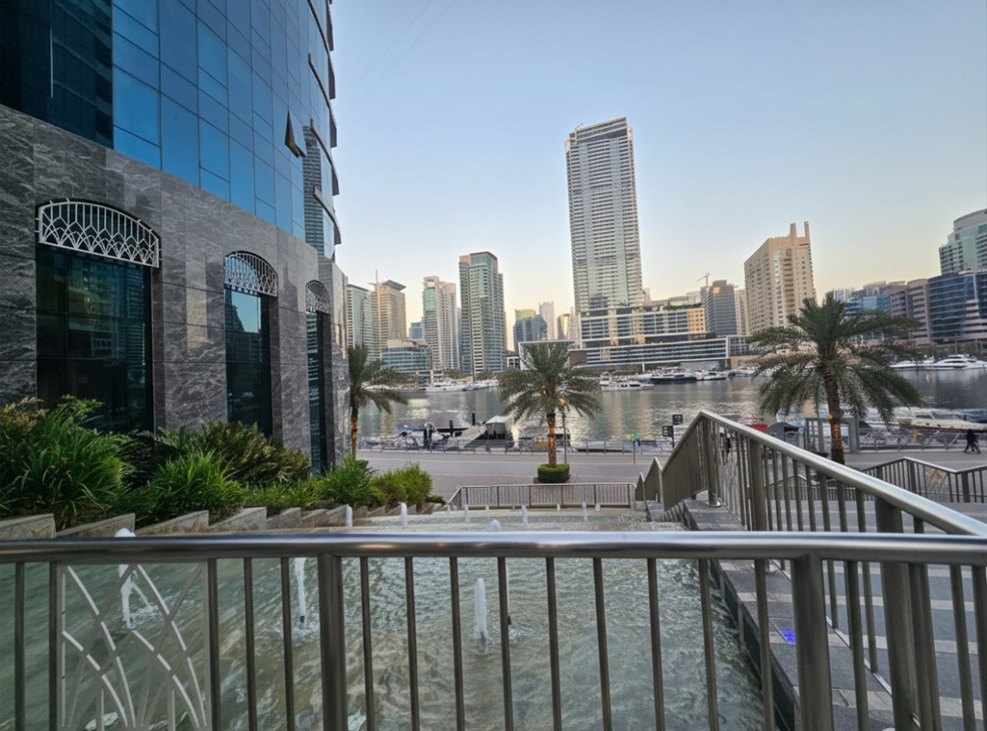 INVESTOR DEAL | HUGE LAYOUT | SEMI FURNISHED — view 5
