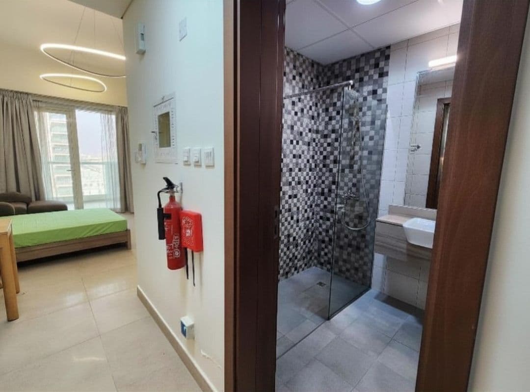 FURNISHED STUDIO | PRIME LOCATION | MODERN DESIGN — view 5