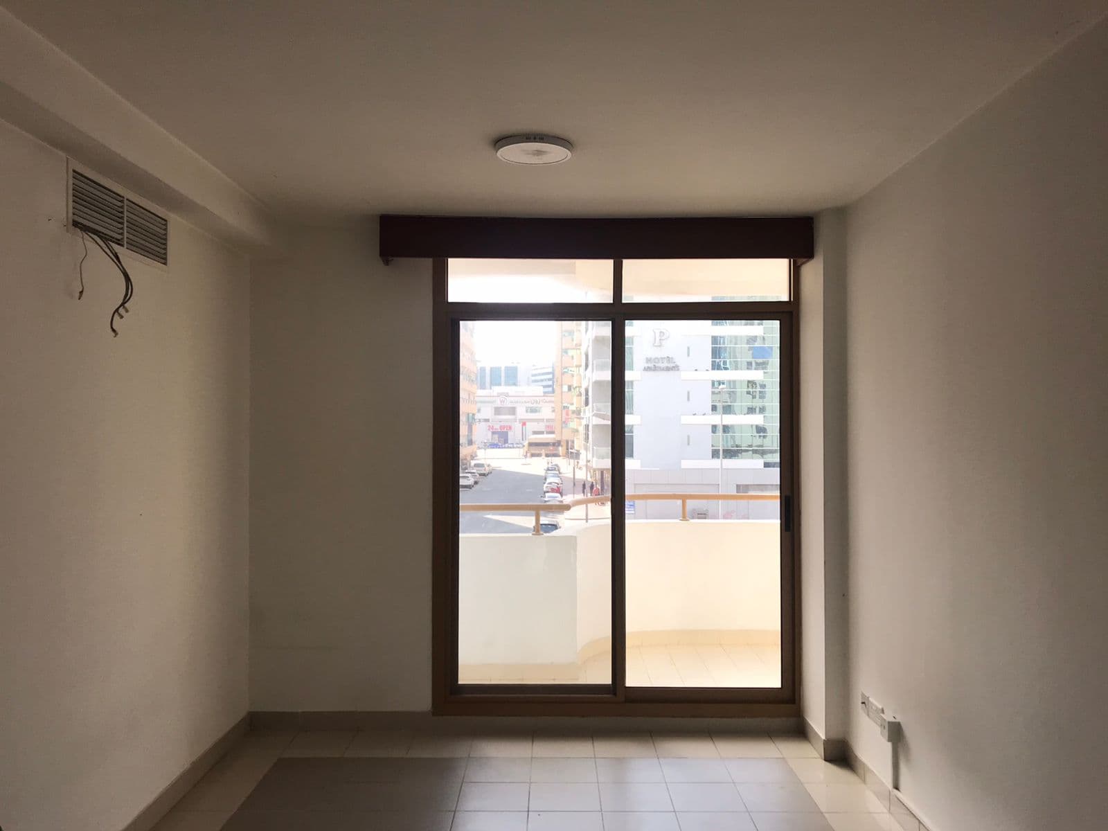 LUXURY 1BHK FOR RENT BUR DUBAI | RIGHT BY SHARAF DG METRO STATION