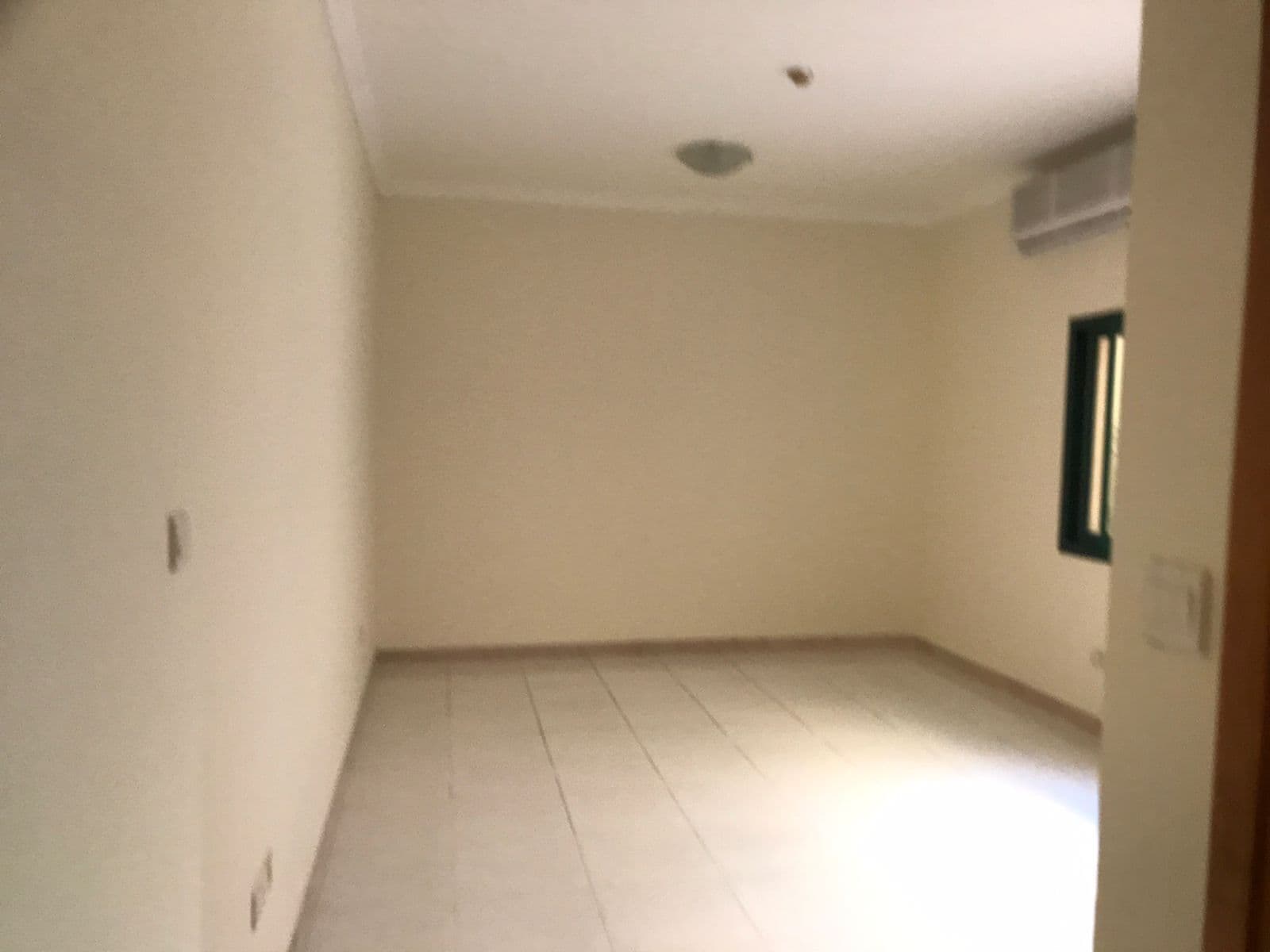 PREMIUM OFFICE SPACE / STEPS FROM BANIYAS SQUARE METRO — view 3