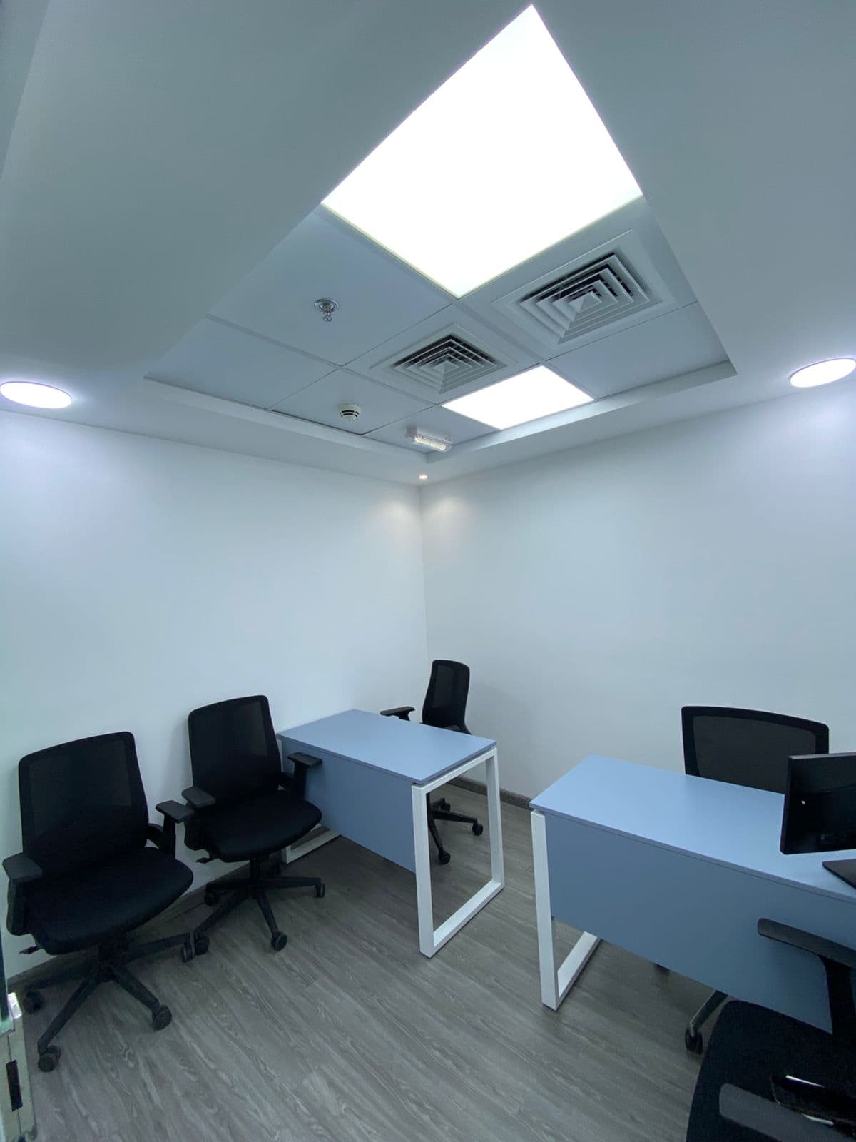 PRIME OFFICE SPACE | SPACIOUS | GREAT VIEWS — view 3