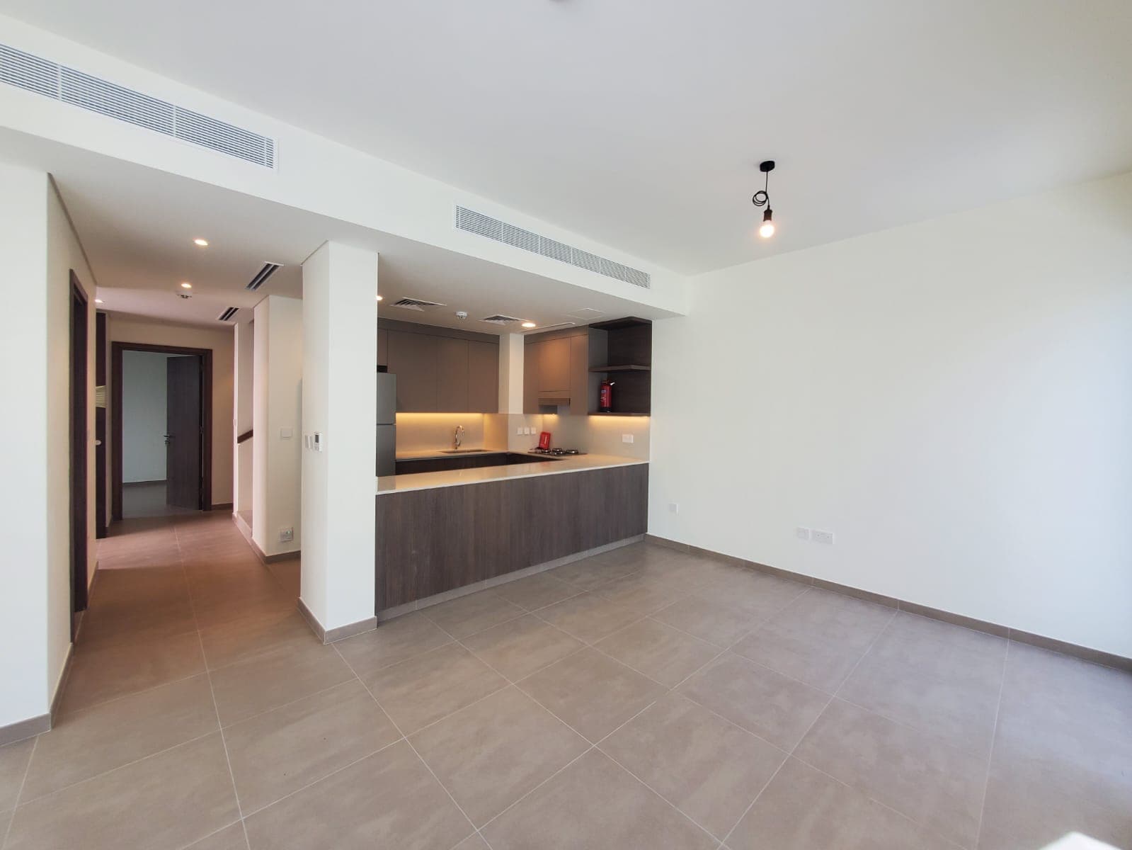 SINGLE ROW | ON POOL AND PARK | VIEW NOW — view 2