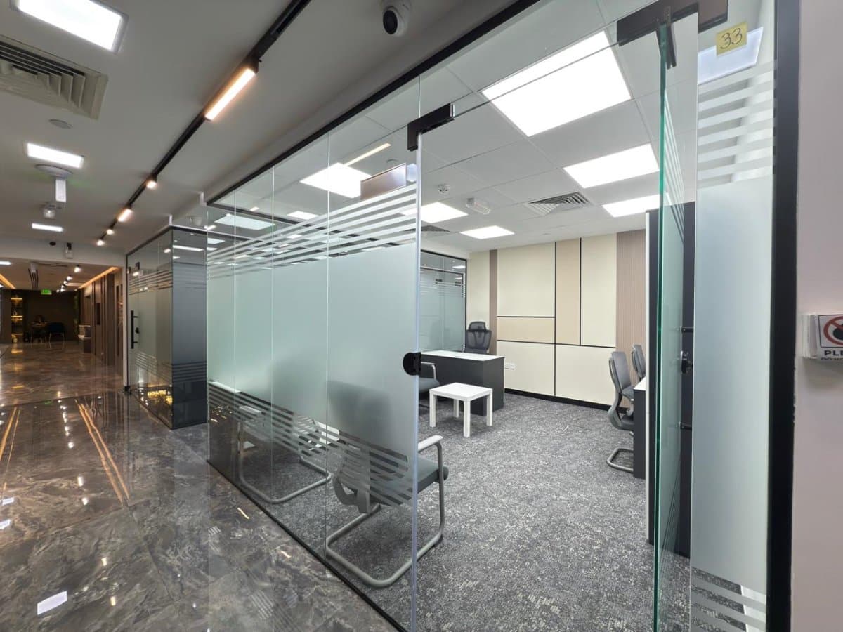 PRIME OFFICE SPACE | FURNISHED | MODERN