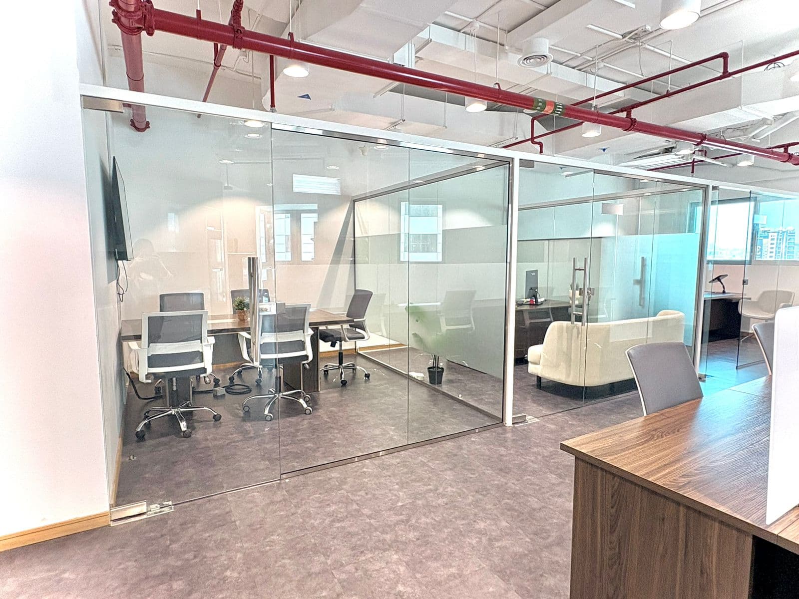 Fully Furnished Spacious Office for Rent in Business Village with Bills Included, view 3