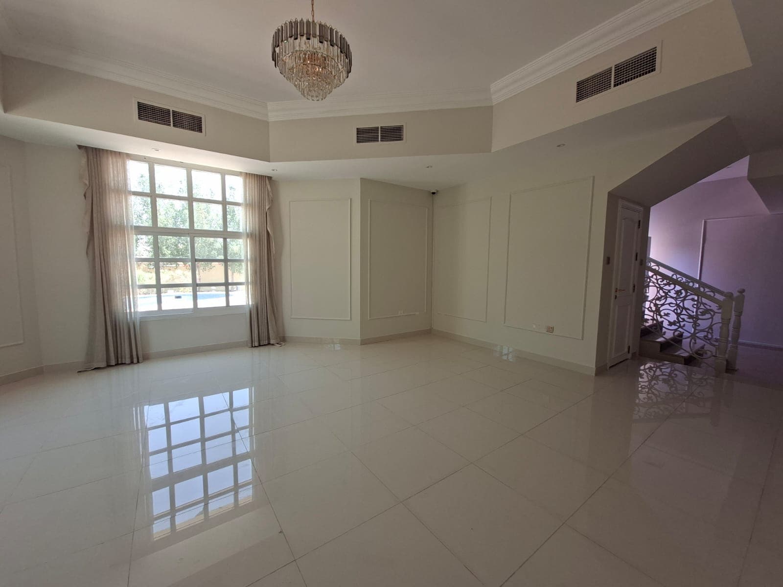 5-Bed Villa for Rent in Al Barsha with Private Pool, view 2
