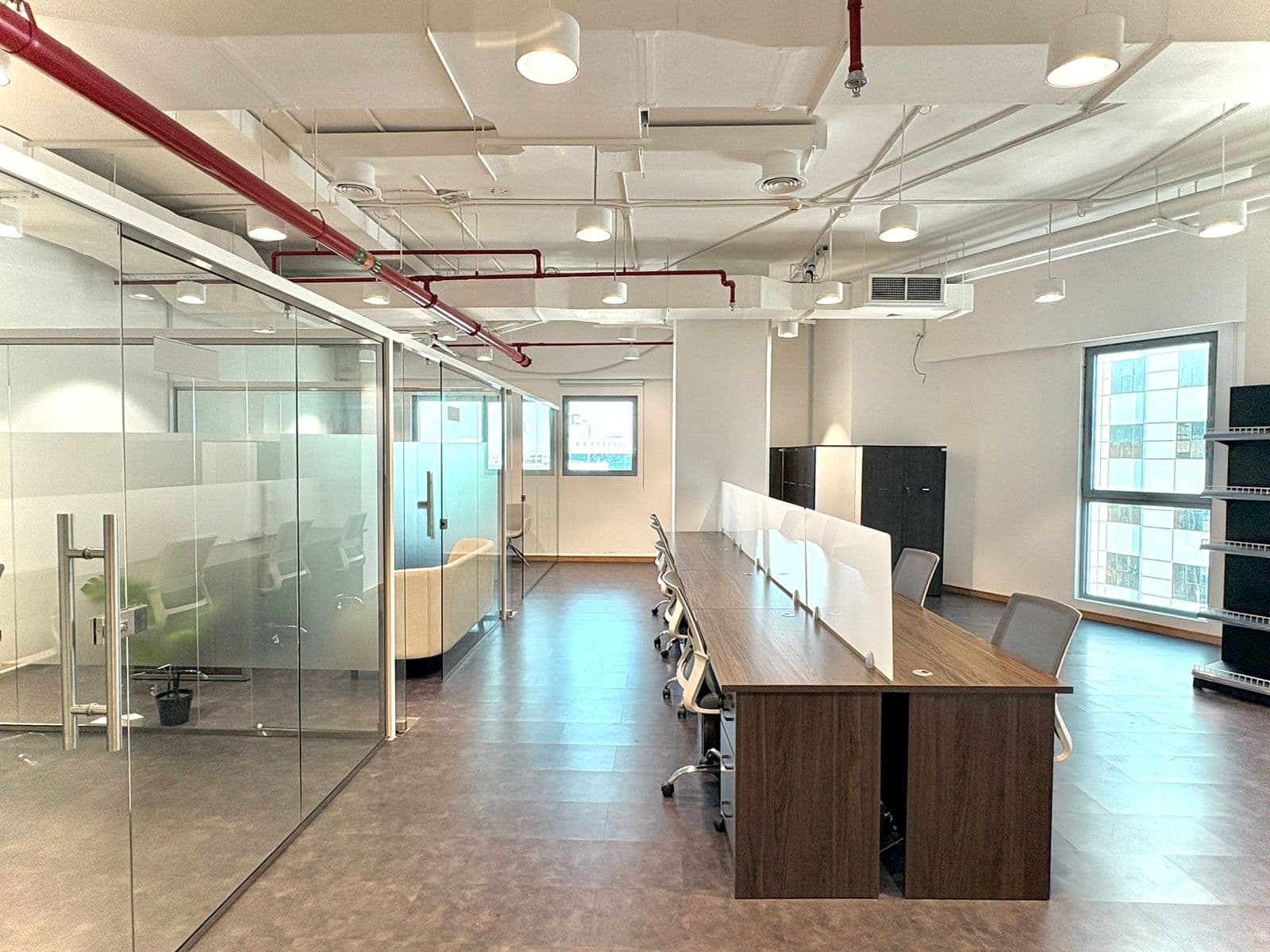 Fully Furnished Spacious Office for Rent in Business Village with Bills Included, view 2