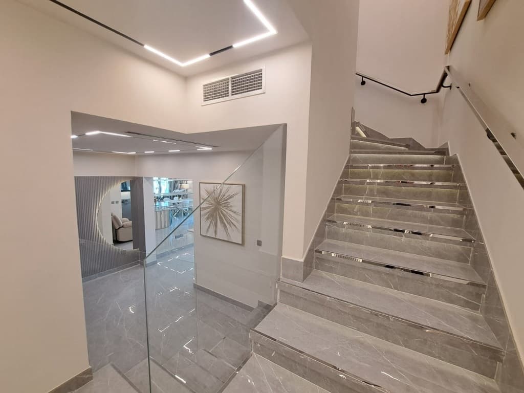Spacious 2-Bed Townhouse for Rent in Jumeirah Village Triangle (JVT), view 5
