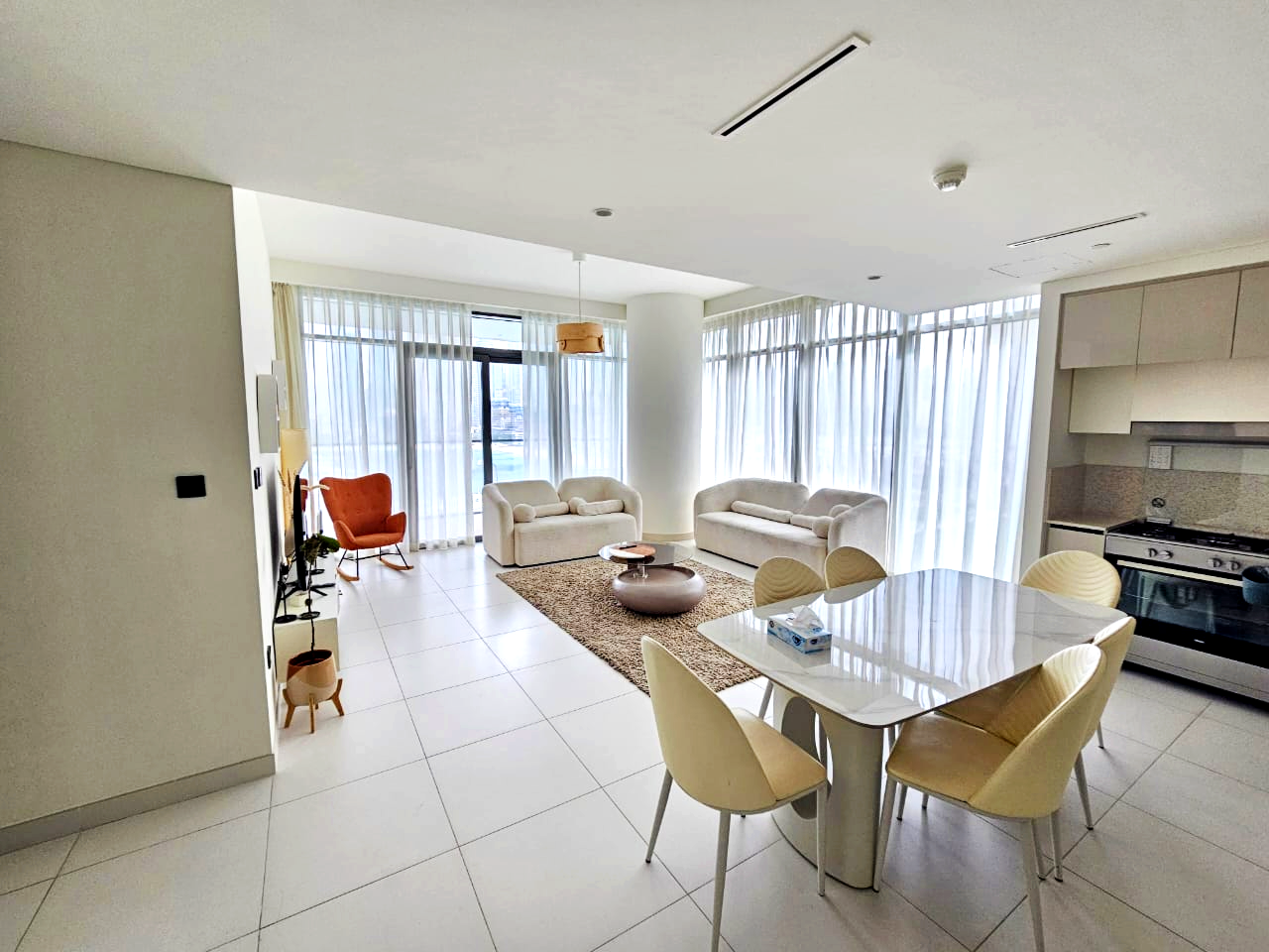 BEACH FRONT VIEWS | FURNISHED | PREMIUM — view 5