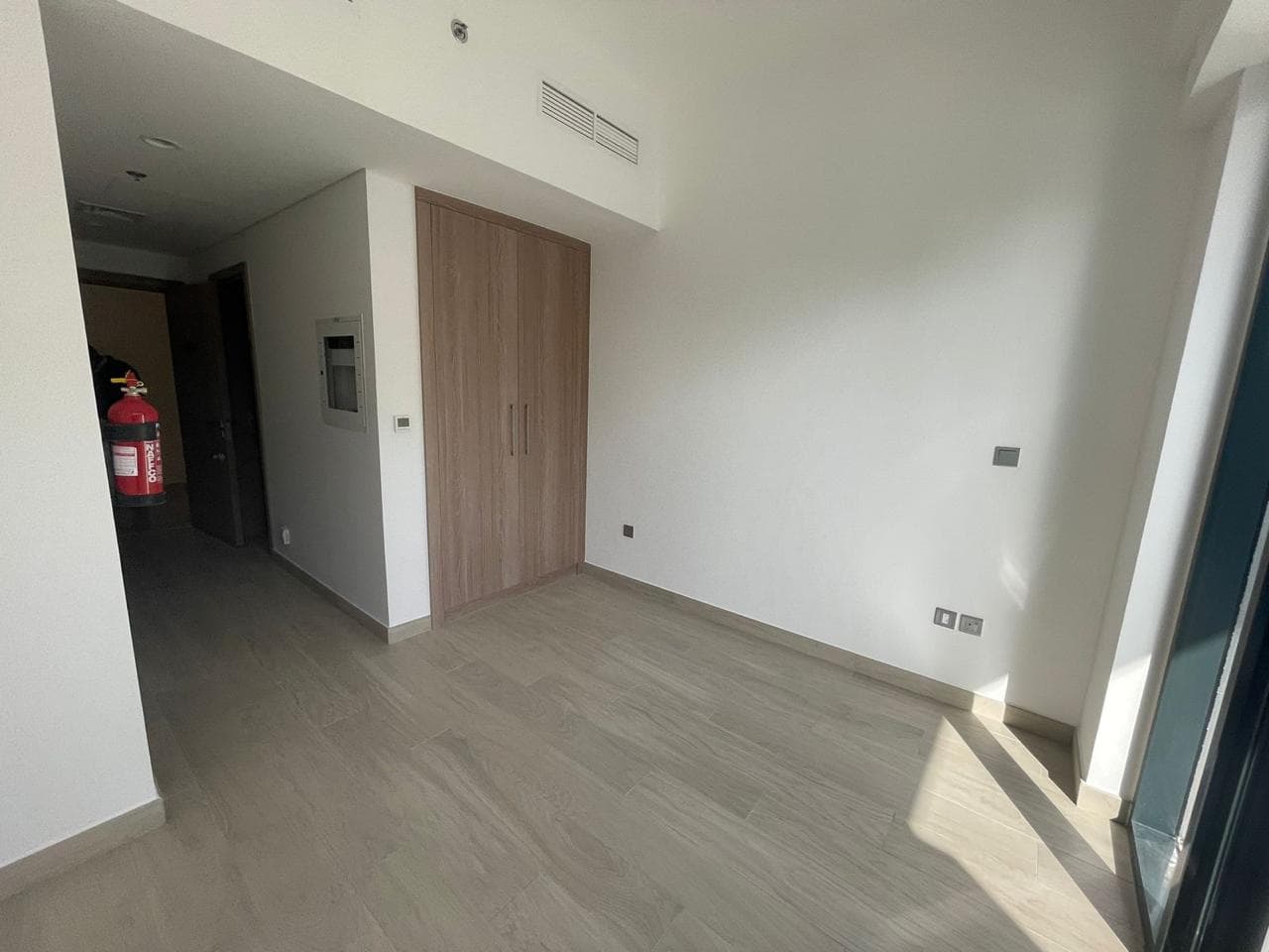 Modern Studio | Prime Location | Investment Potential — view 4