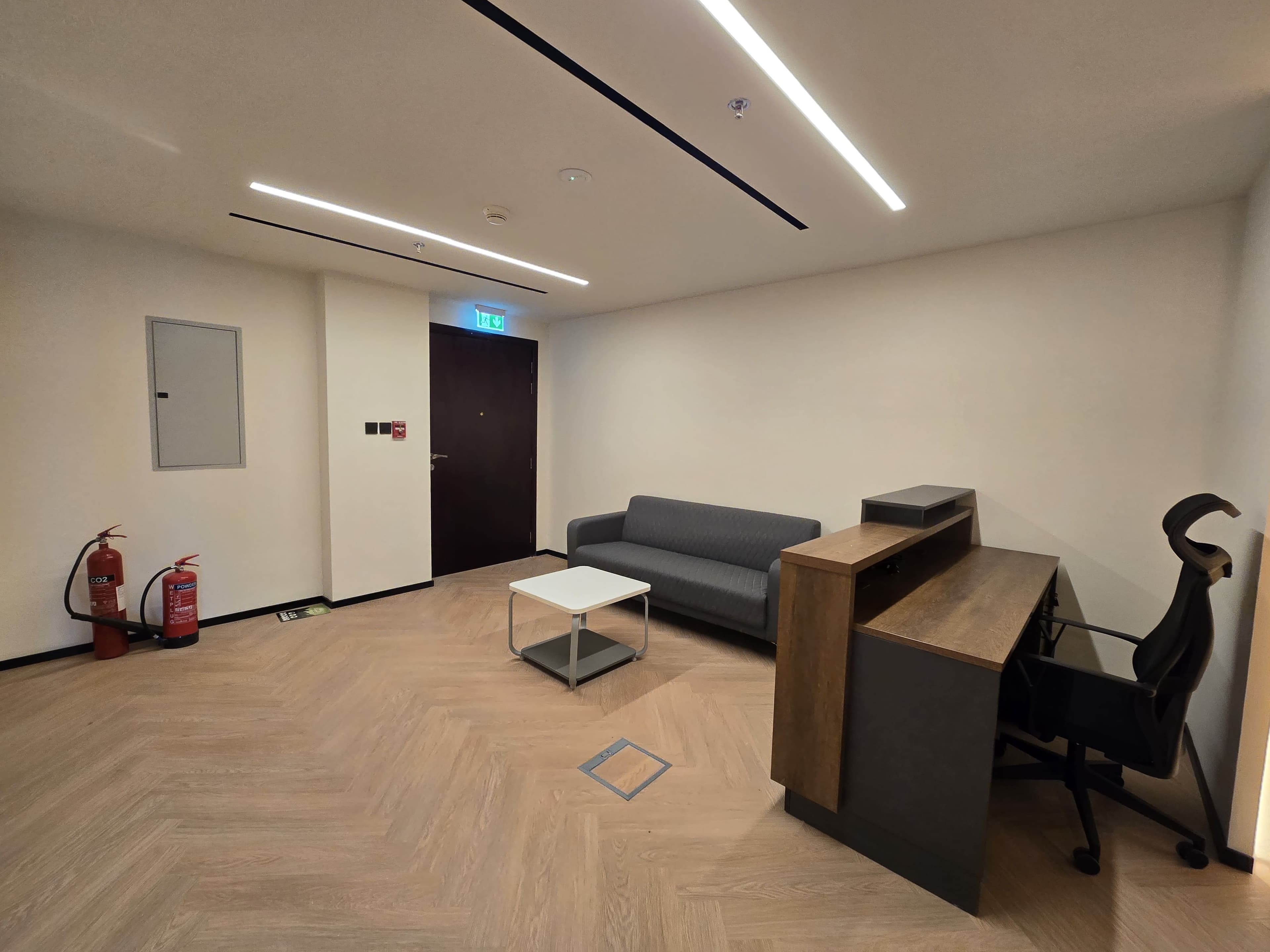 Fully Fitted Spacious Office for Rent in HDS Business Centre, view 4