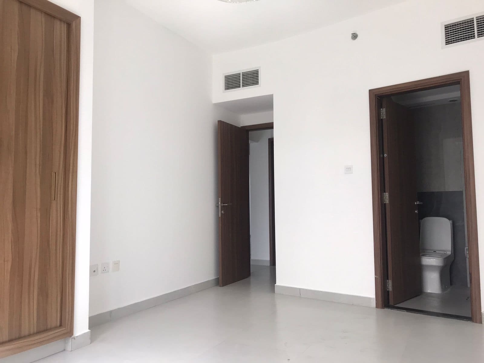 PREMIUM 2BR | MODERN COMFORT | SAPCIOUS — view 4
