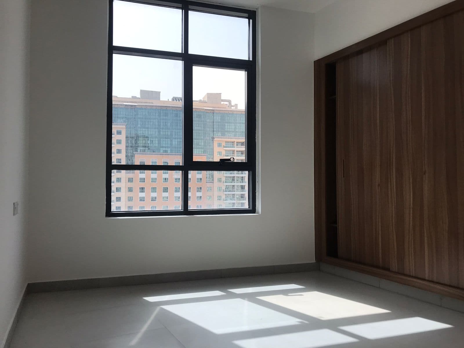 PREMIUM 2BR | MODERN COMFORT | SAPCIOUS — view 5