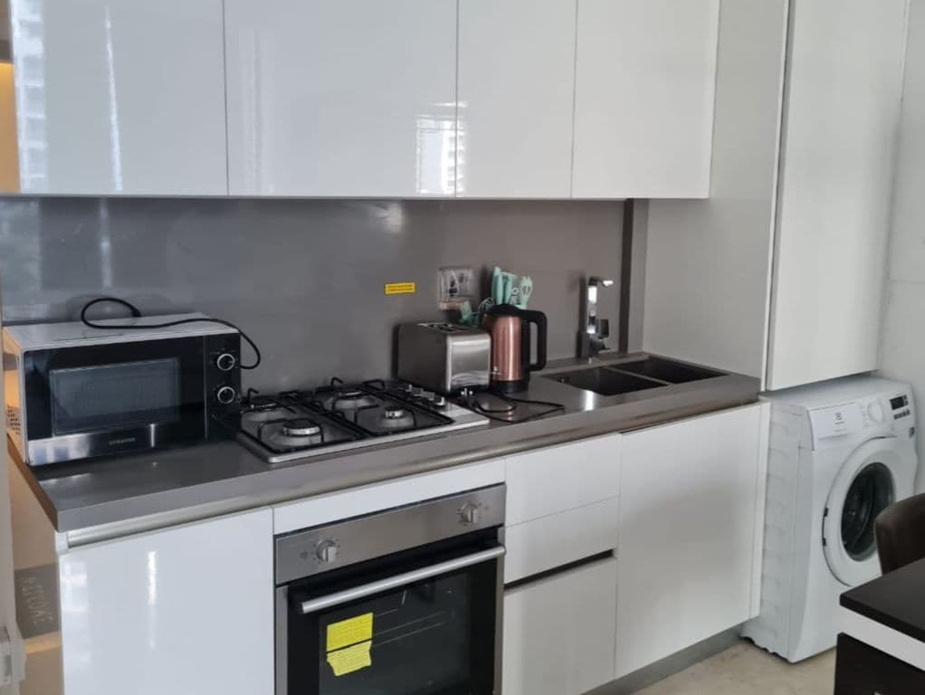 FURNISHED | PRIME LOCATION | VIBRANT COMMUNITY — view 3
