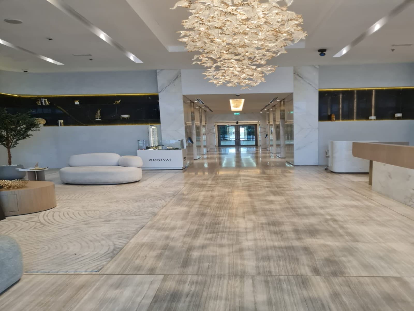 SPACIOUS | PRIME LOCATION | SEA ORIENTED VIEWS — view 3