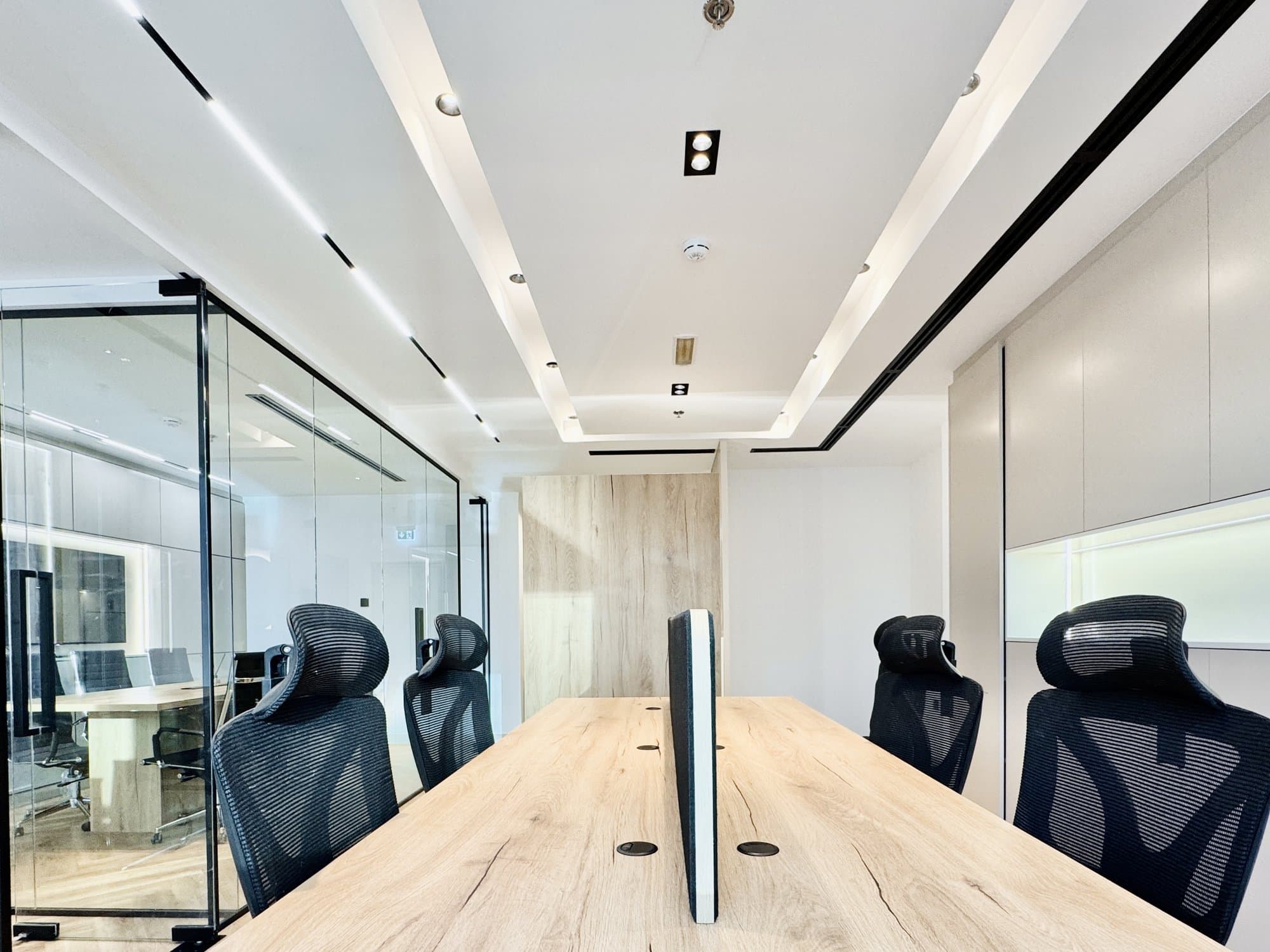 Fully Fitted Office for Sale in Dubai star with Lake View, view 3