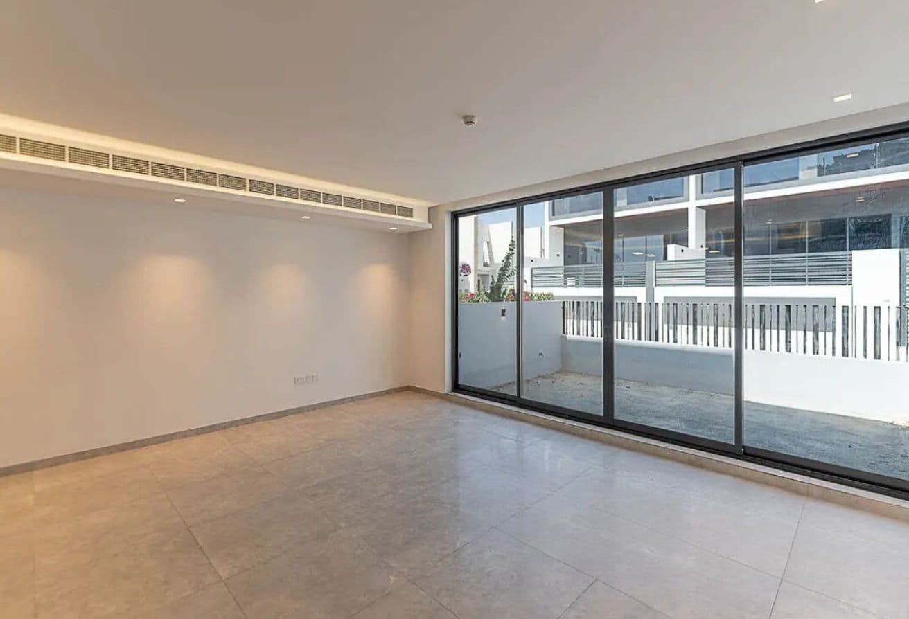 BRAND NEW | SPACIOUS LAYOUT | READY TO MOVE — view 2