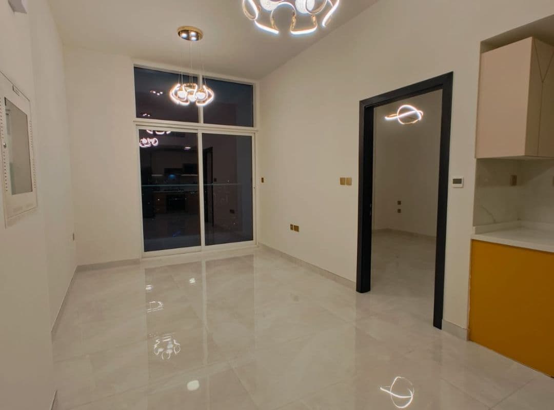 Spacious Living | Semi Furnished | High Floor — view 5