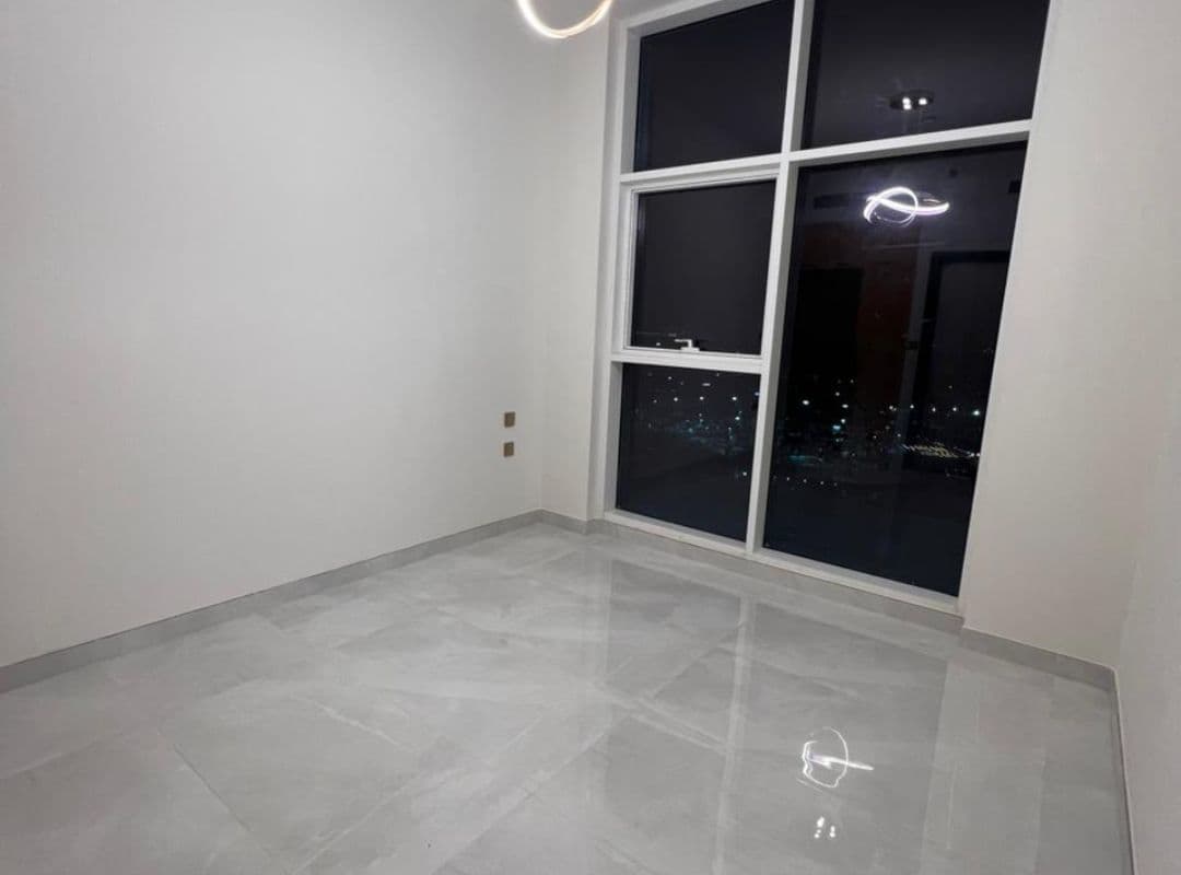 Spacious Living | Semi Furnished | High Floor — view 4